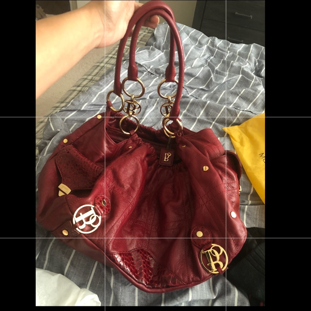 Bolzano Italian red leather handbag XL with keys
